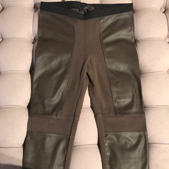 BCBG MAXAZRIA Chase Faux Leather Blocked legging - Picture 3 of 4